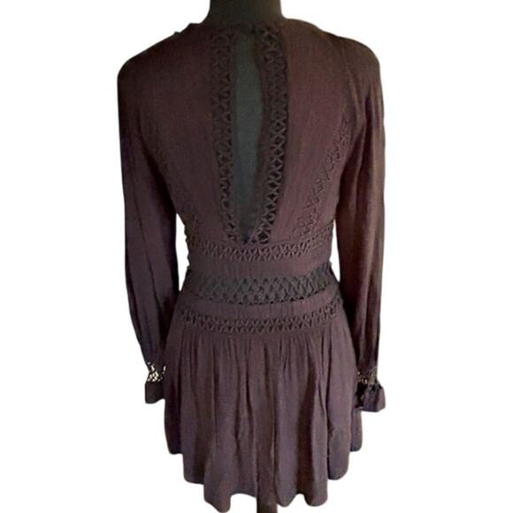 Free People Black Cutout Crochet Mini Dress – Boho Romantic Long Sleeve Size 4 - Picture 6 of 11
